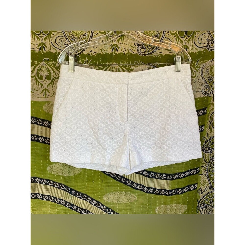 NWT Diane von Furstenburg White Fabiola Eyelet Cotton Country Club Shorts 10 - Picture 2 of 16